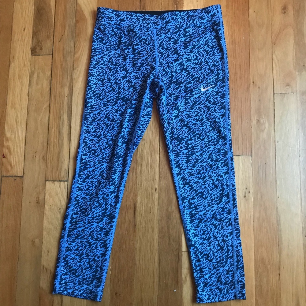 Nike cropped leggings XS